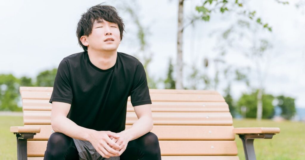 「虚無感」とは？意味や原因、対処法、恋愛における虚無感を簡単解説！ | yururi